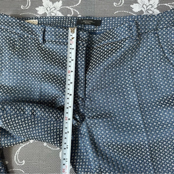 MaxMara Weekend Onore Print Slim Cigarette Fit Trousers - Picture 10 of 13